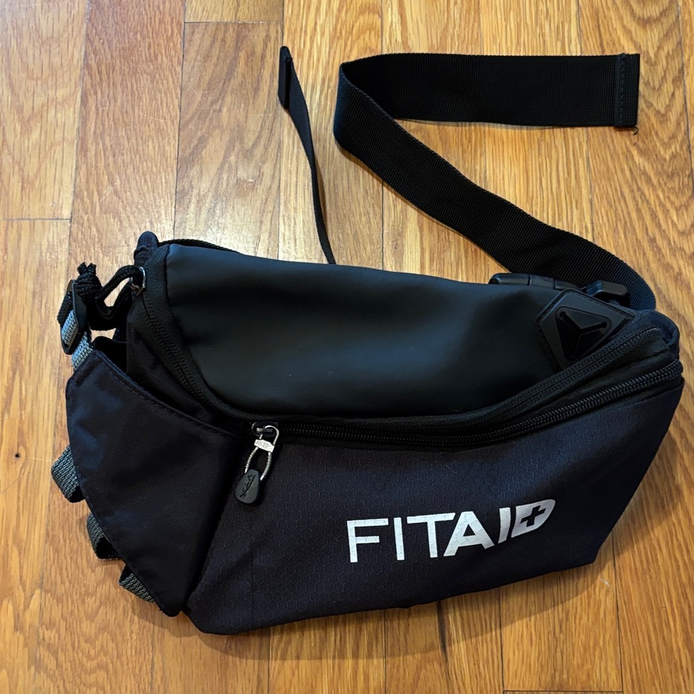 Vertex marketing FitAid Black Waist Bag